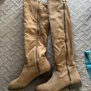 Tan Knee-High Women's Boots
